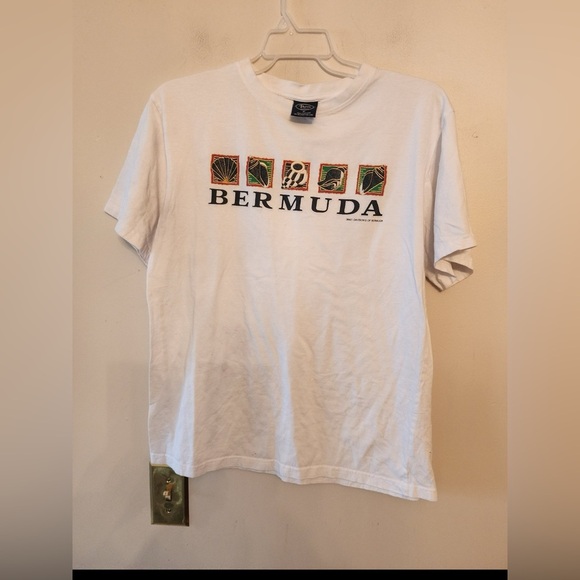 Other - Bermuda white sea shell graphic t-shirt size mens xl
